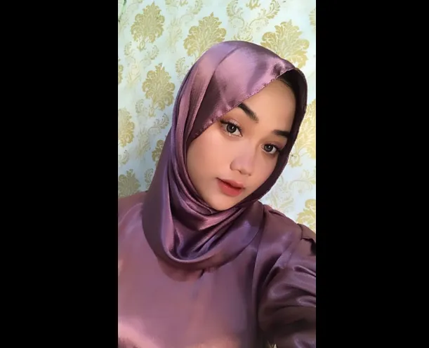 Gokil! Video Viral Hijab Ungu Mempesona Emut Eskrim Awet yang Bikin Kecanduan Setiap Hari Top Trending New Indonesia 2026 Damn